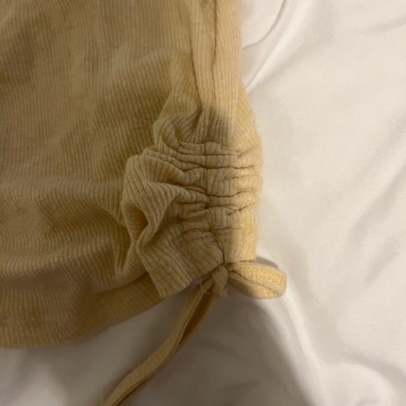 pacsun yellow cropped tank - Picture 2 of 3